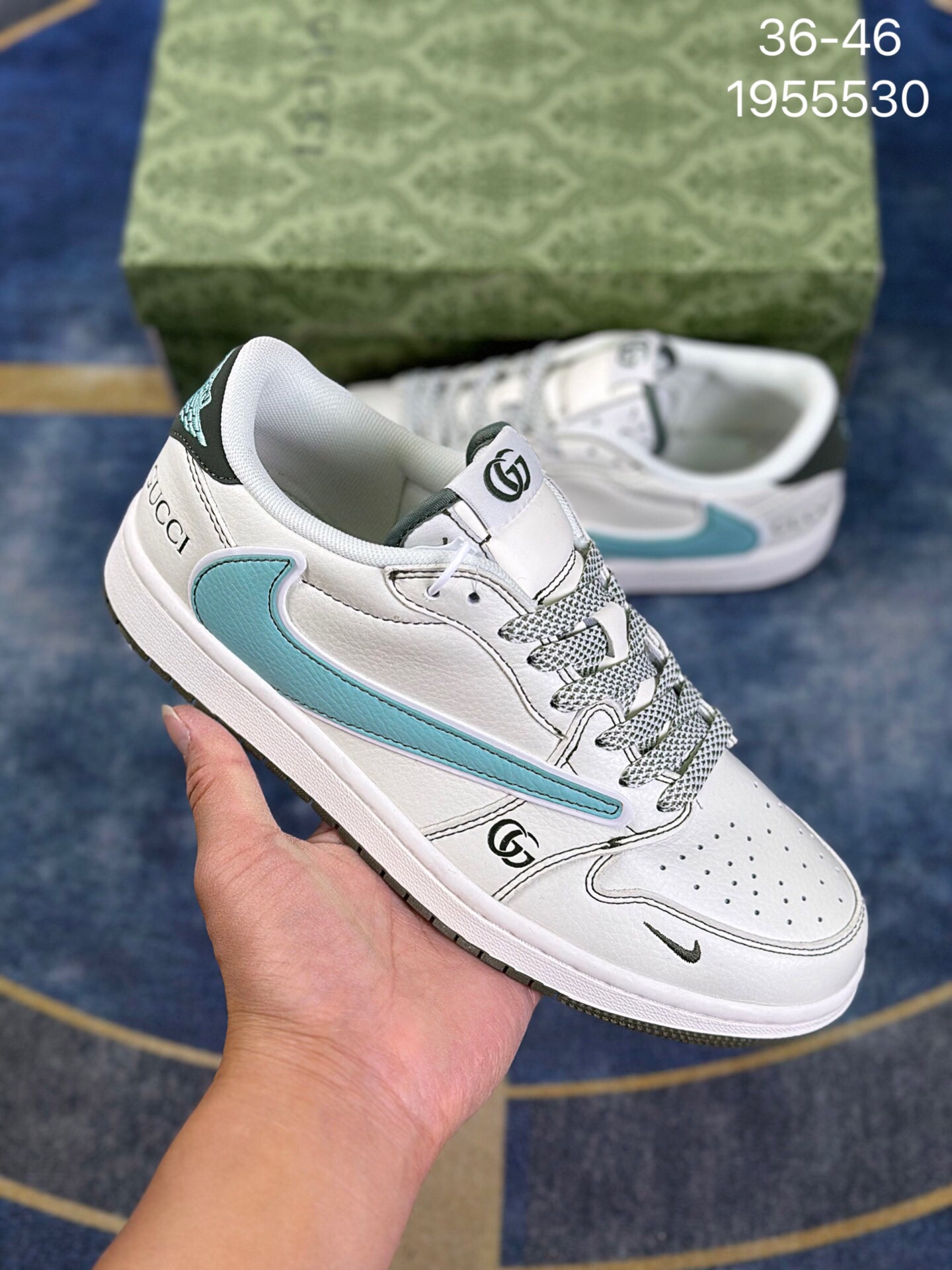 Gucci x Nike Collaborative Low-Top Sneakers