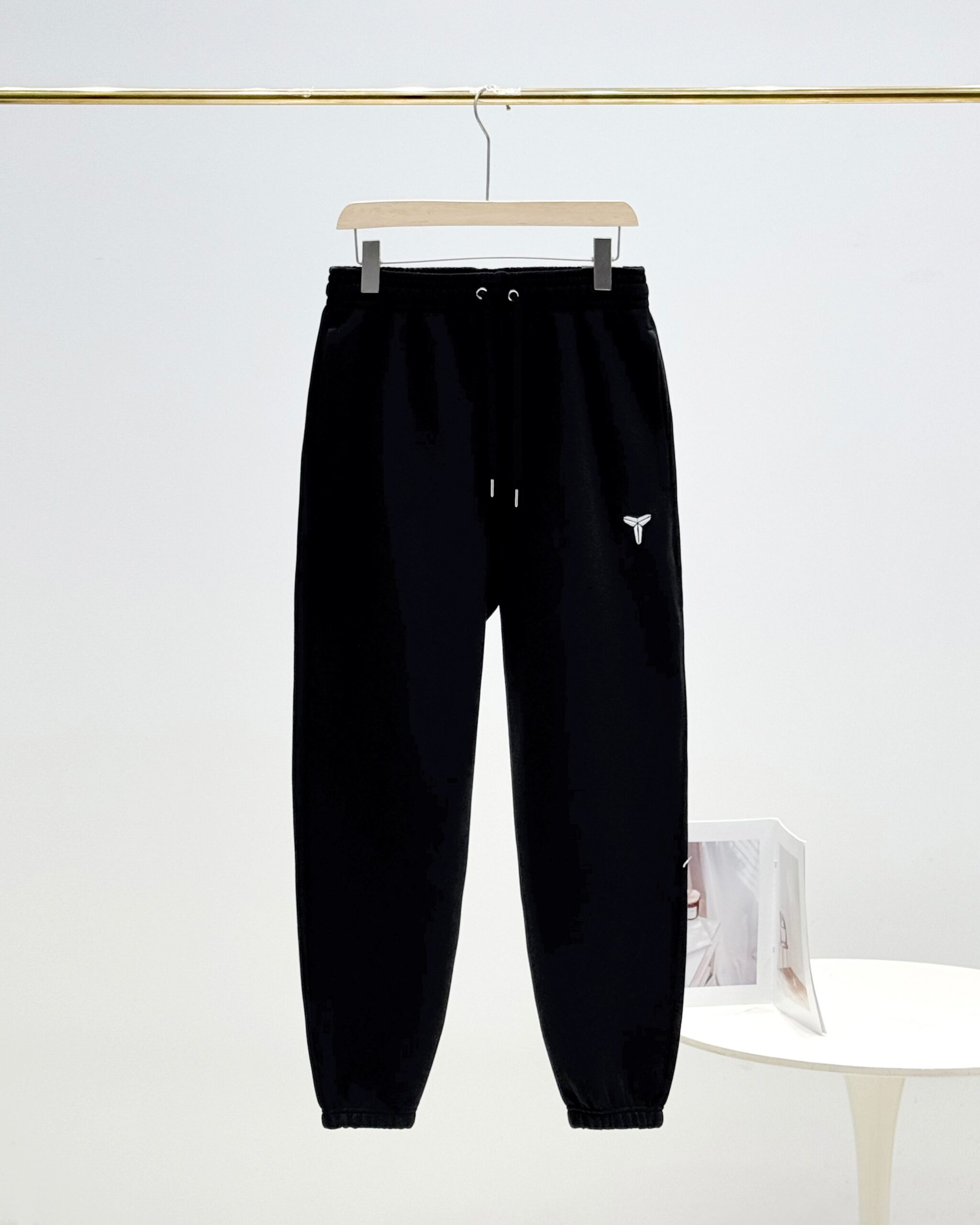 Nike Kobe Collection Gray/Black Two-Tone Embroidered Logo Wide-Leg Jogger Pants