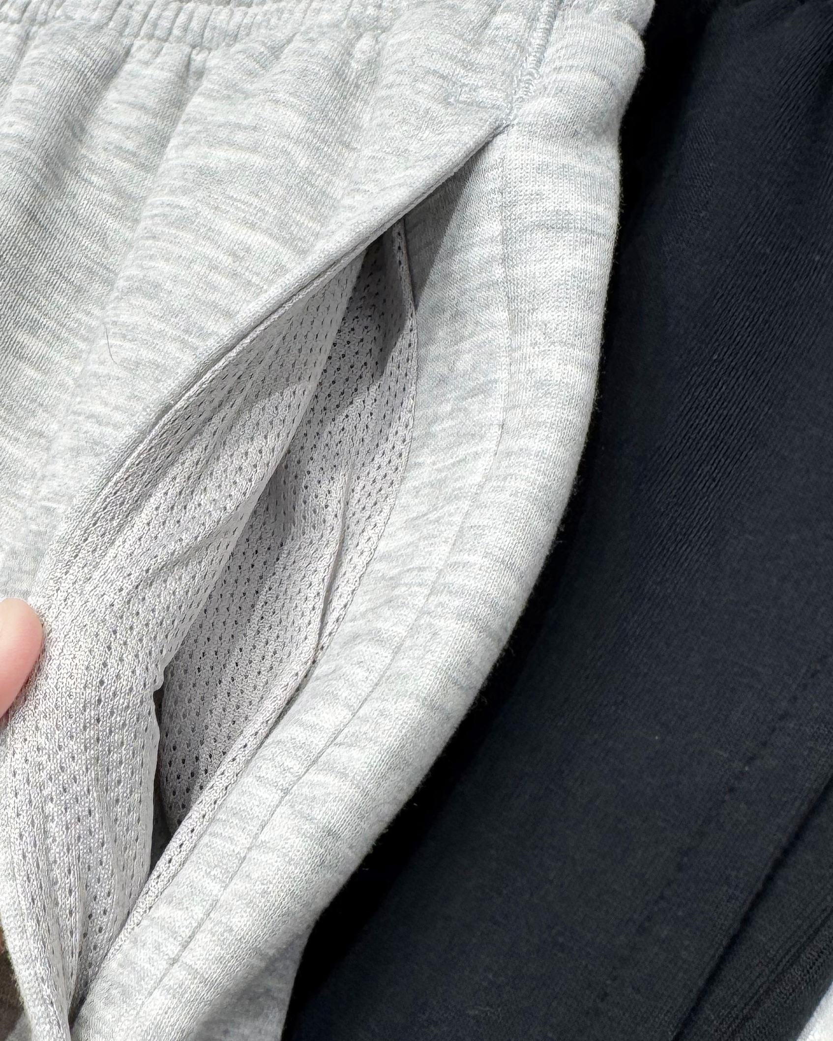 Nike Kobe Collection Gray/Black Two-Tone Embroidered Logo Wide-Leg Jogger Pants - Image 6