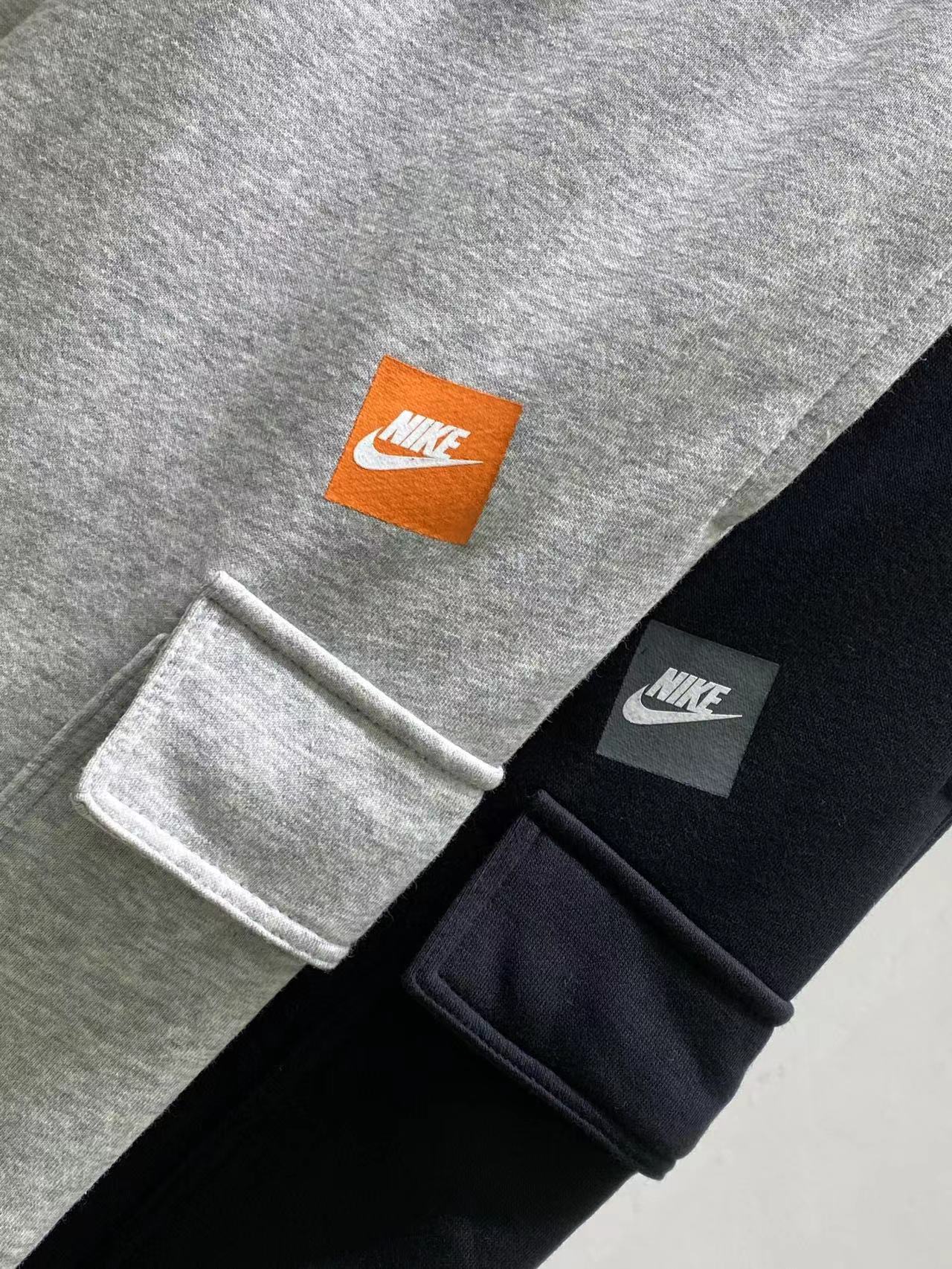 Nike Patchwork Cargo-Style Cuffed Sweatpants (Gray/Navy Two-Tone) - Image 3